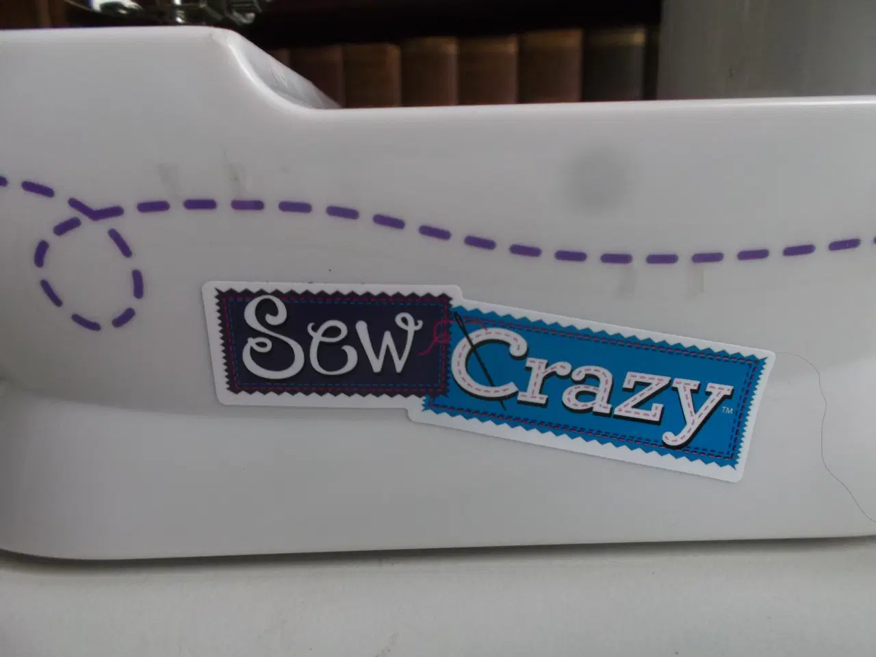 Billede 2 - Cra-Z-Art shimmer 'N sparkle Sew Crazy symaskine