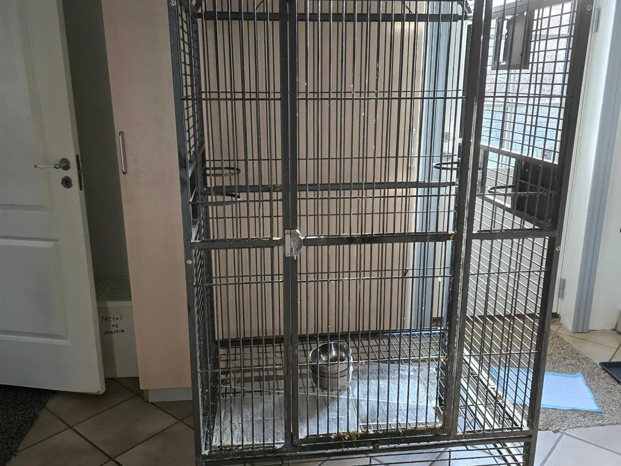 Billede 2 - Stort papegøjebur  sælges