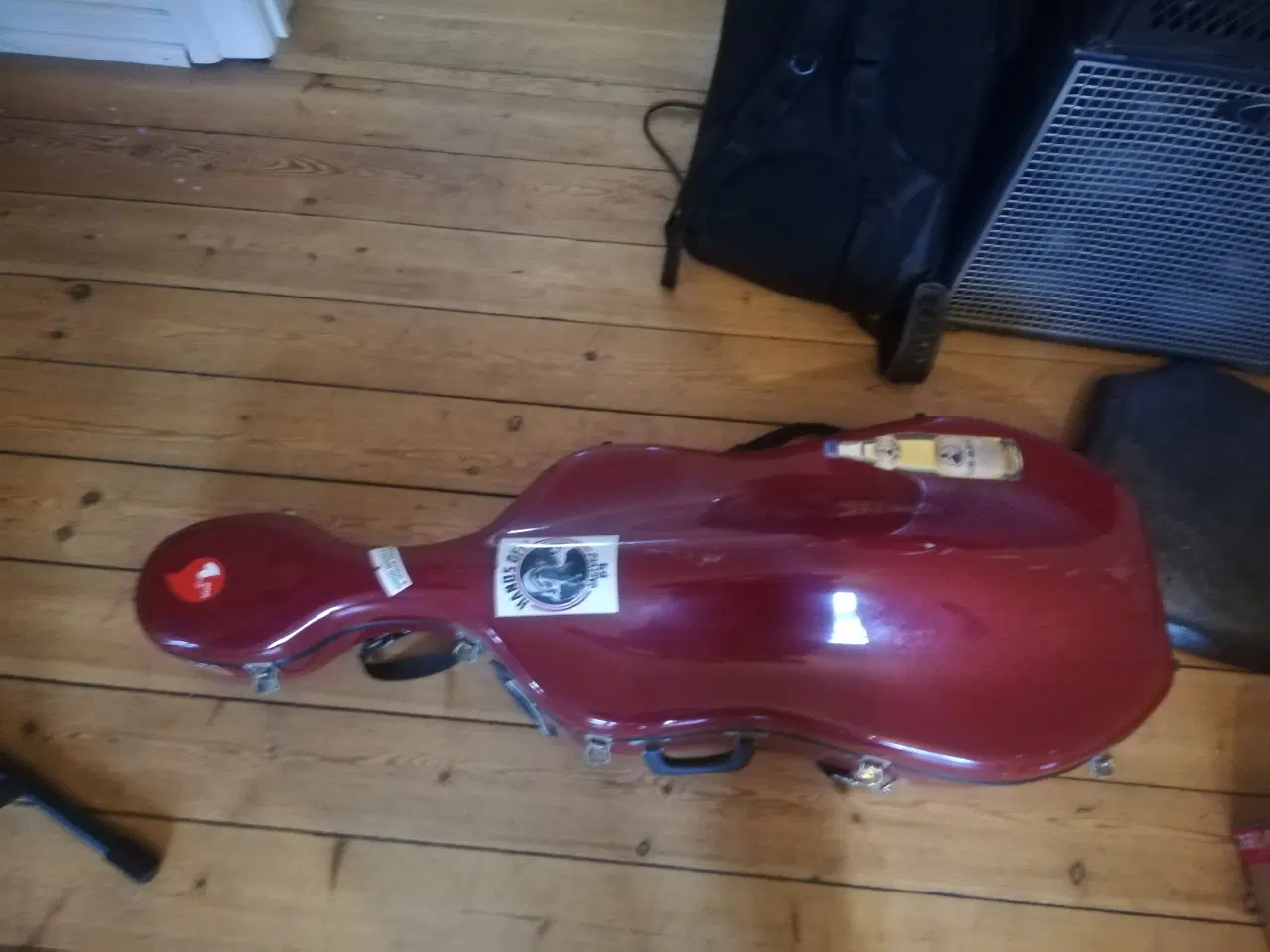 Billede 4 - Cello af mærket Beckett samt flight case