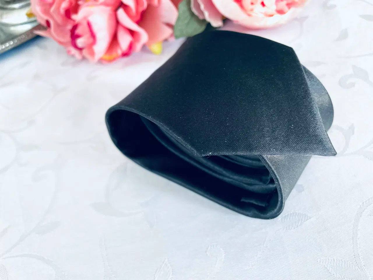 Billede 9 - Sort slips i god stand