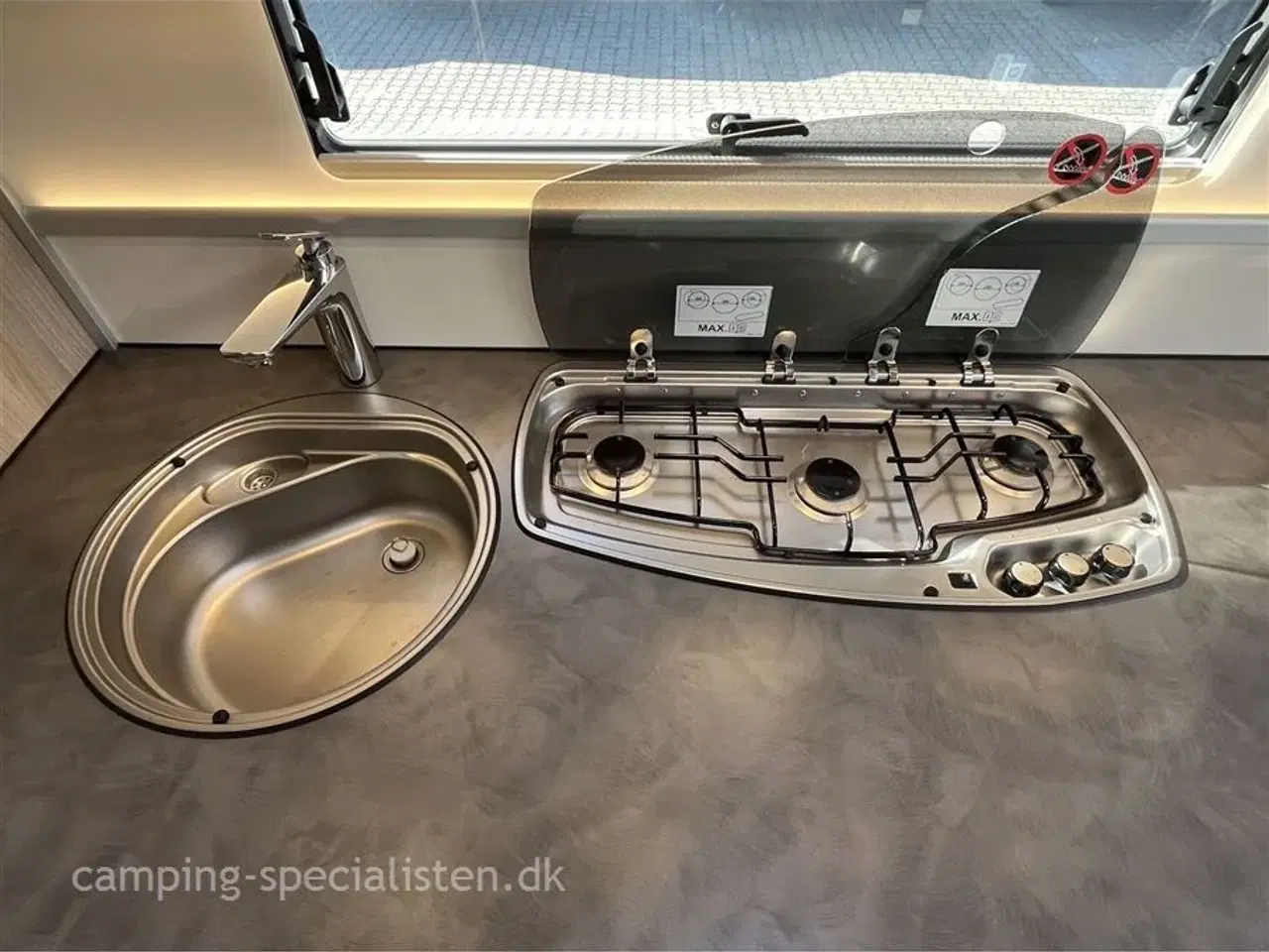 Billede 8 - 2021 - Kabe Smaragd 520 XL KS   Kabe Smaragd XL KS Queen Selection 2021 - Se den nu hos Camping-Specialisten.dk