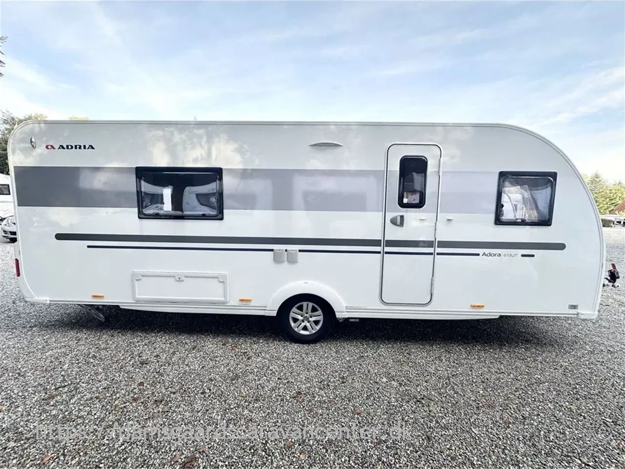 Billede 1 - 2020 - Adria Adora 613 UT Queensbed-Mover-El. gulvvarme-Fortelt