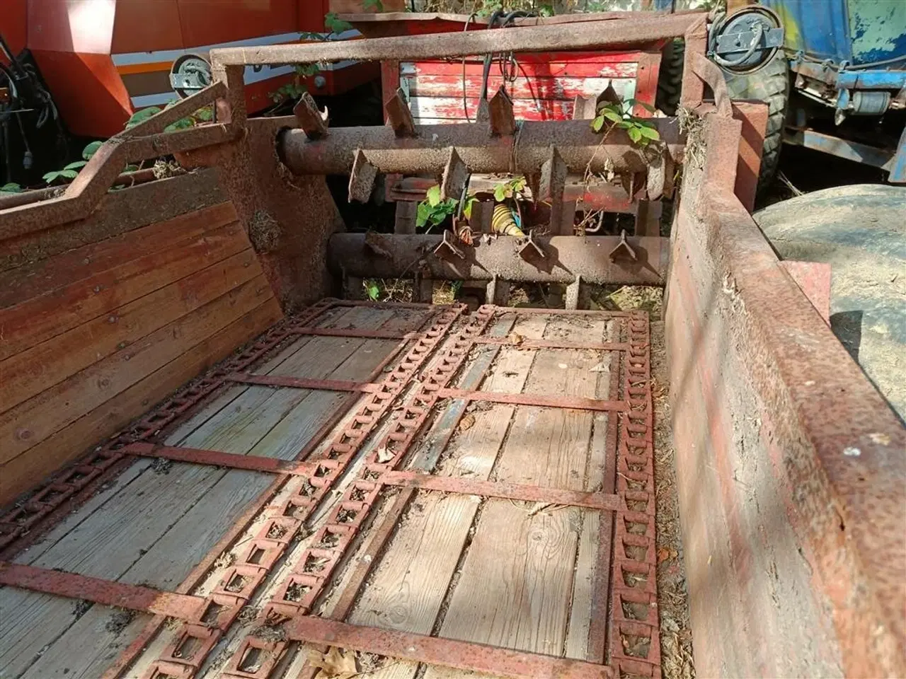 Billede 6 - Uggerby UM  med hydraulisk trukket bundkæde