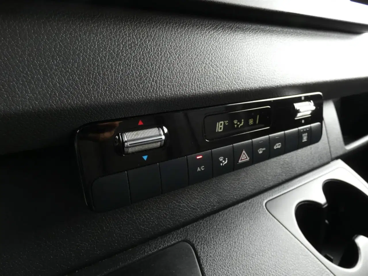 Billede 13 - Mercedes-Benz Sprinter 319 3,0 CDI A2 H2 RWD 7G-Tronic 190HK Van 7g Aut.