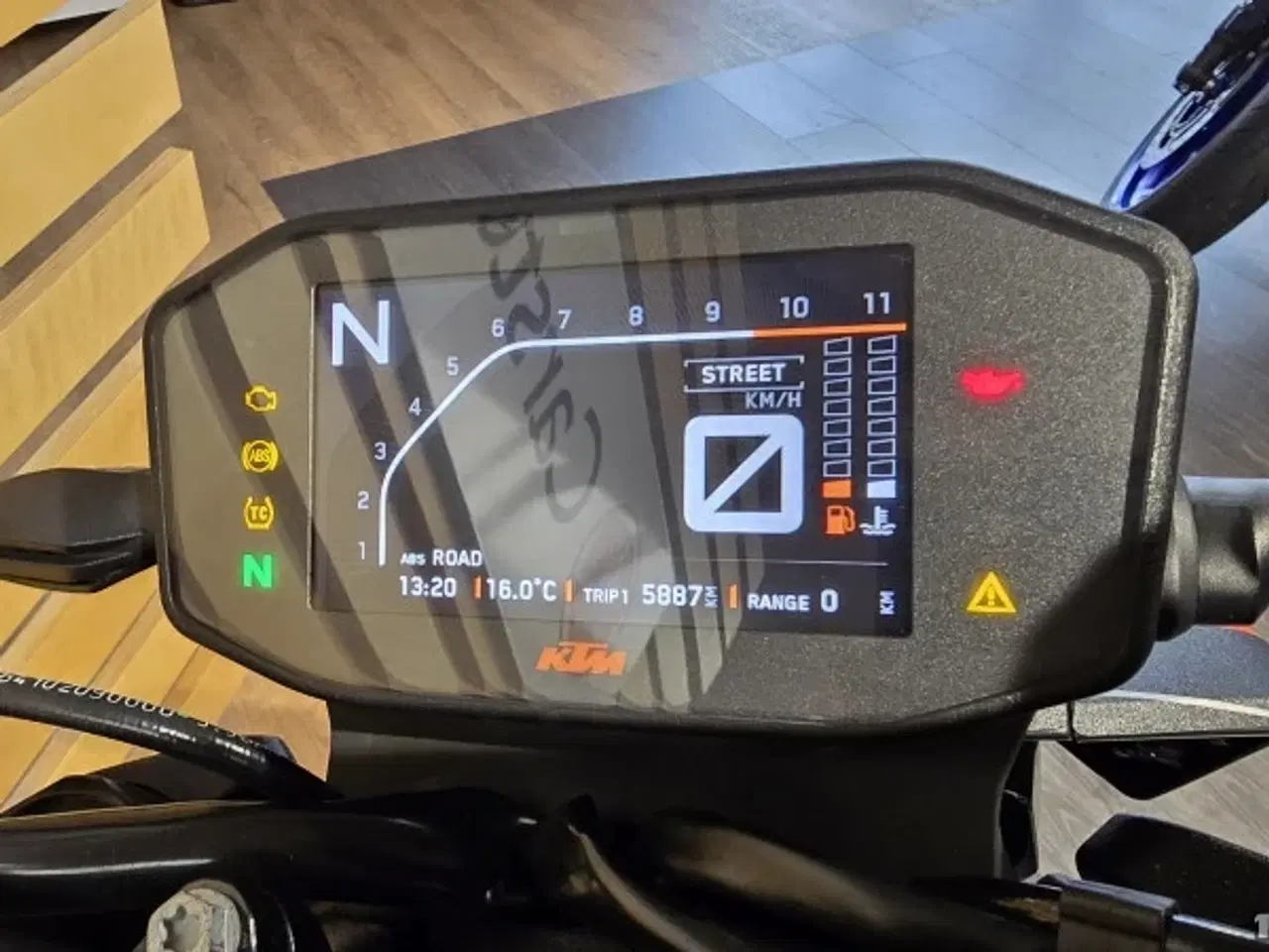 Billede 4 - KTM 890 Duke