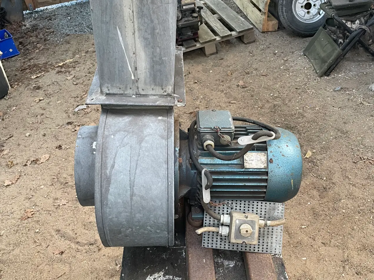 Billede 2 - Udsugningsventilator med motor