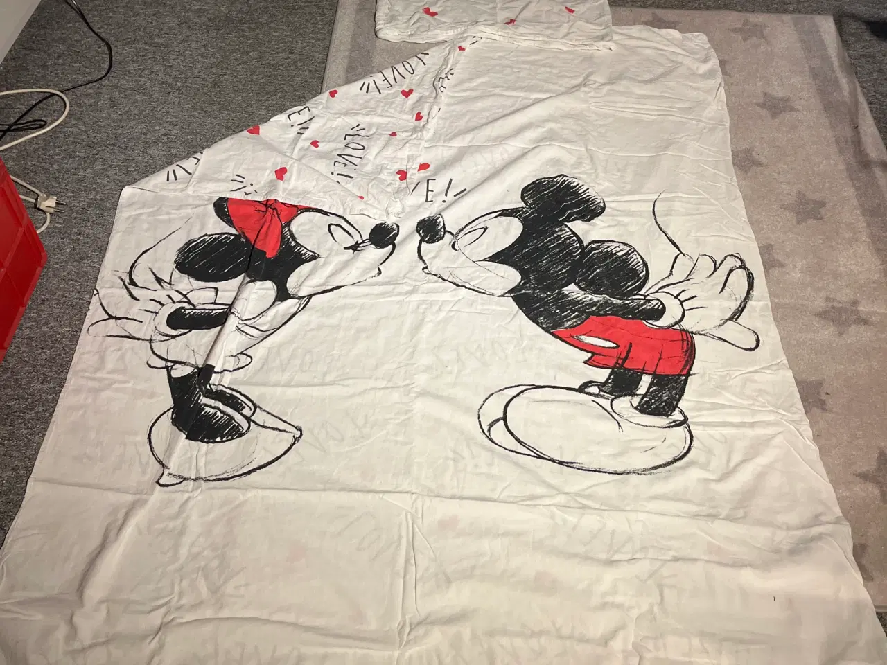 Billede 5 - 4 styk Disney sengetøj 140x200