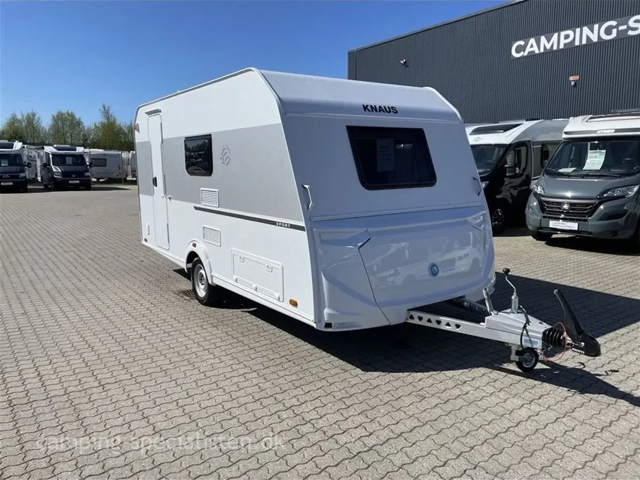 Billede 2 - 2025 - Knaus Sport 420 QD   Knaus Sport 420 QD 2025 - ny model! - kan nu ses hos Camping-Specialisten.dk