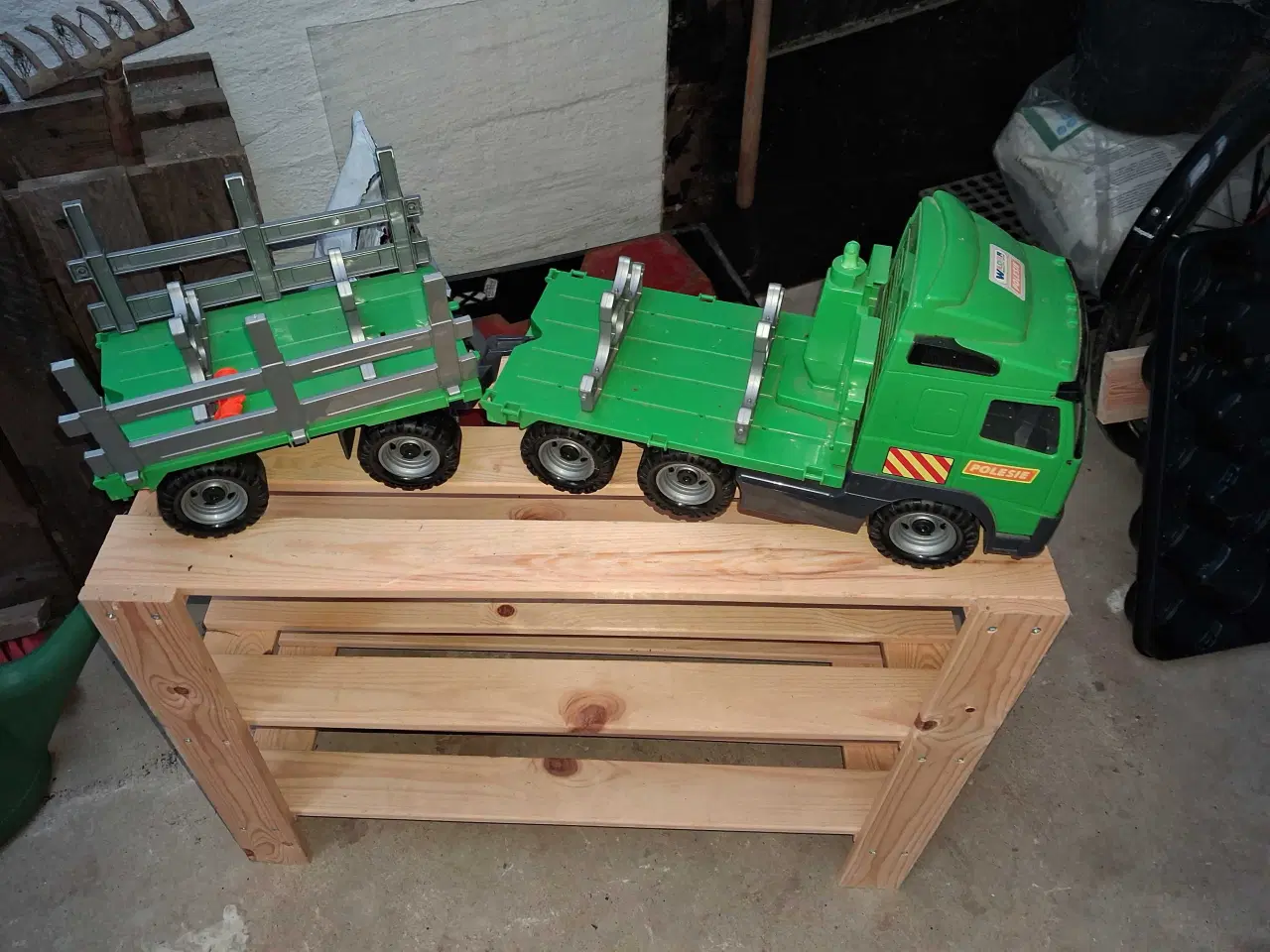 Billede 2 - john deere traktor eller lastbiler bud modtages