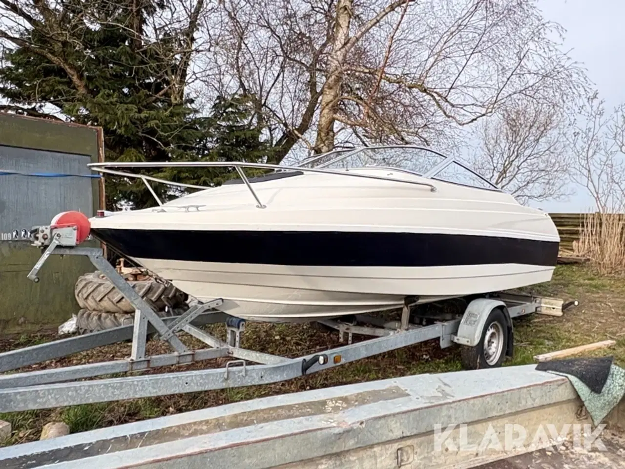 Billede 1 - Båd Bayliner Capri 1702LF med trailer
