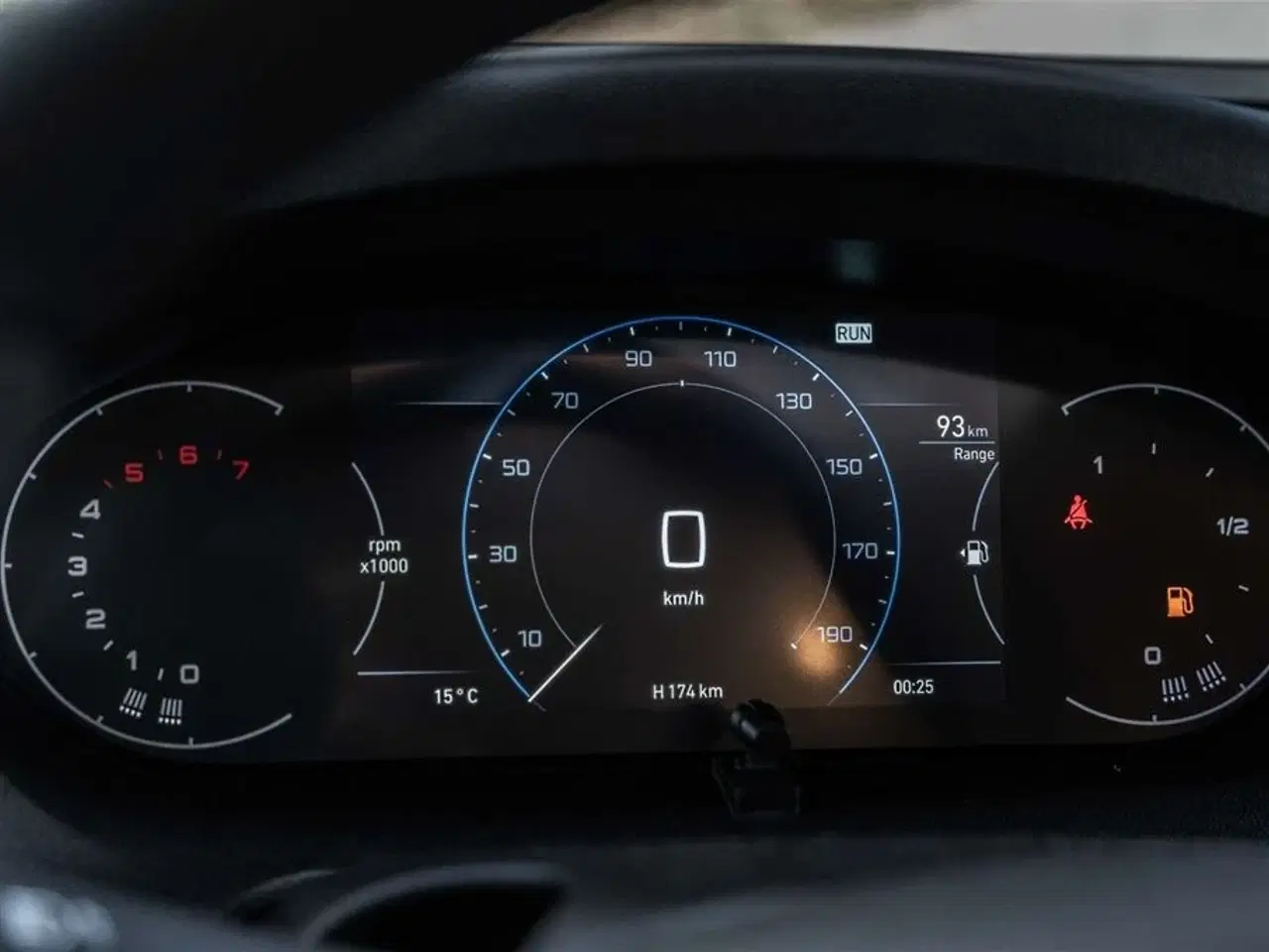 Billede 31 - 2026 - Tourne 6.0 Cruise Light Black   Tourne med essentielt udstyr