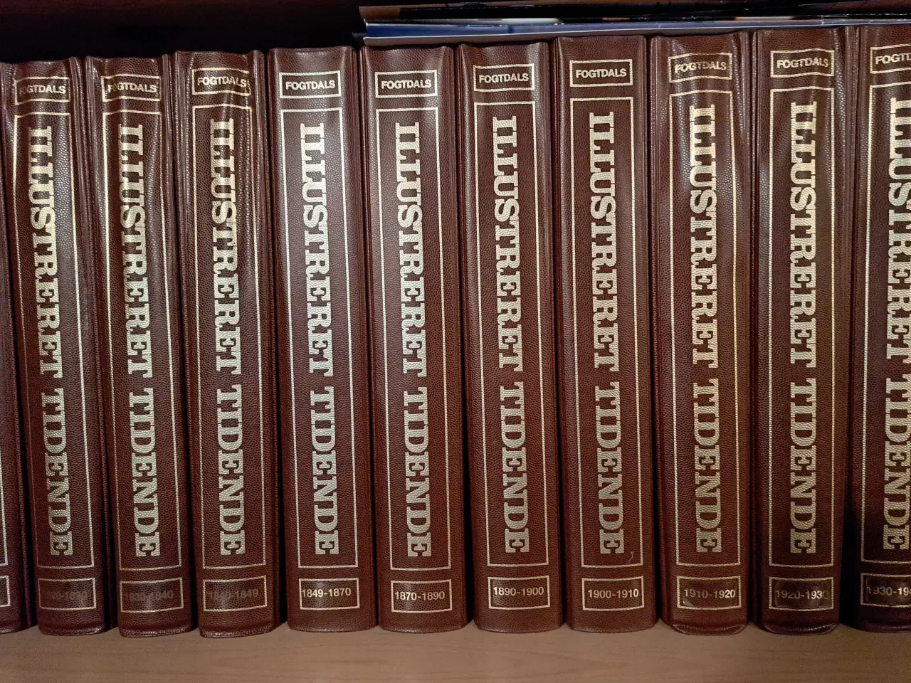 Billede 1 - Illustreret Tidende i originale samlermapper