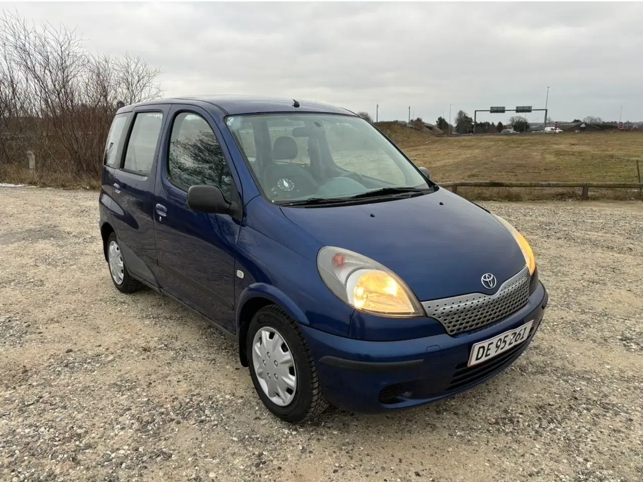 Billede 8 - Velkørende Toyota Verso. 