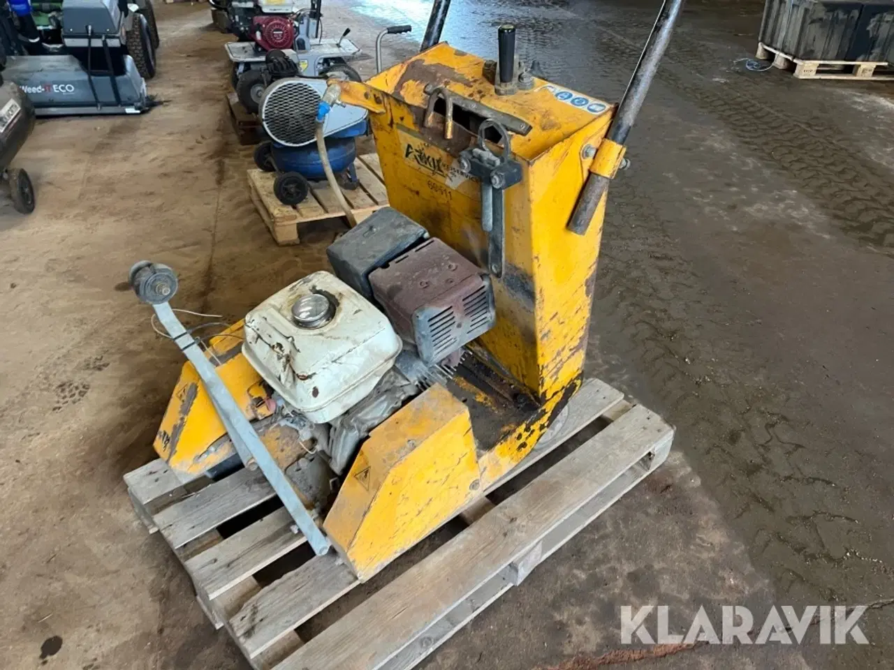 Billede 1 - Asfalt skærer CS351/501