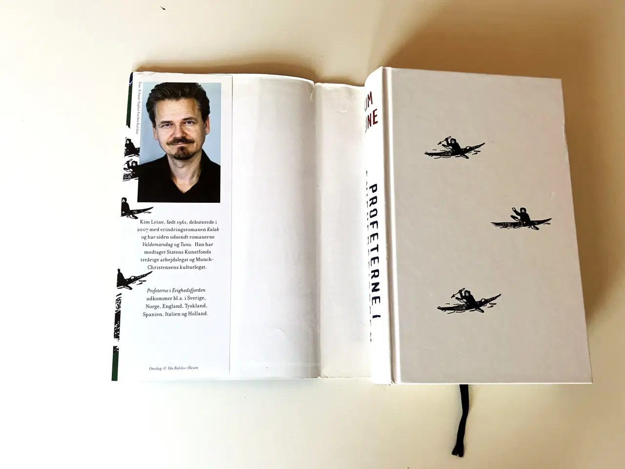 Billede 4 - Profeterne i evighedsfjorden. Af Kim Leine