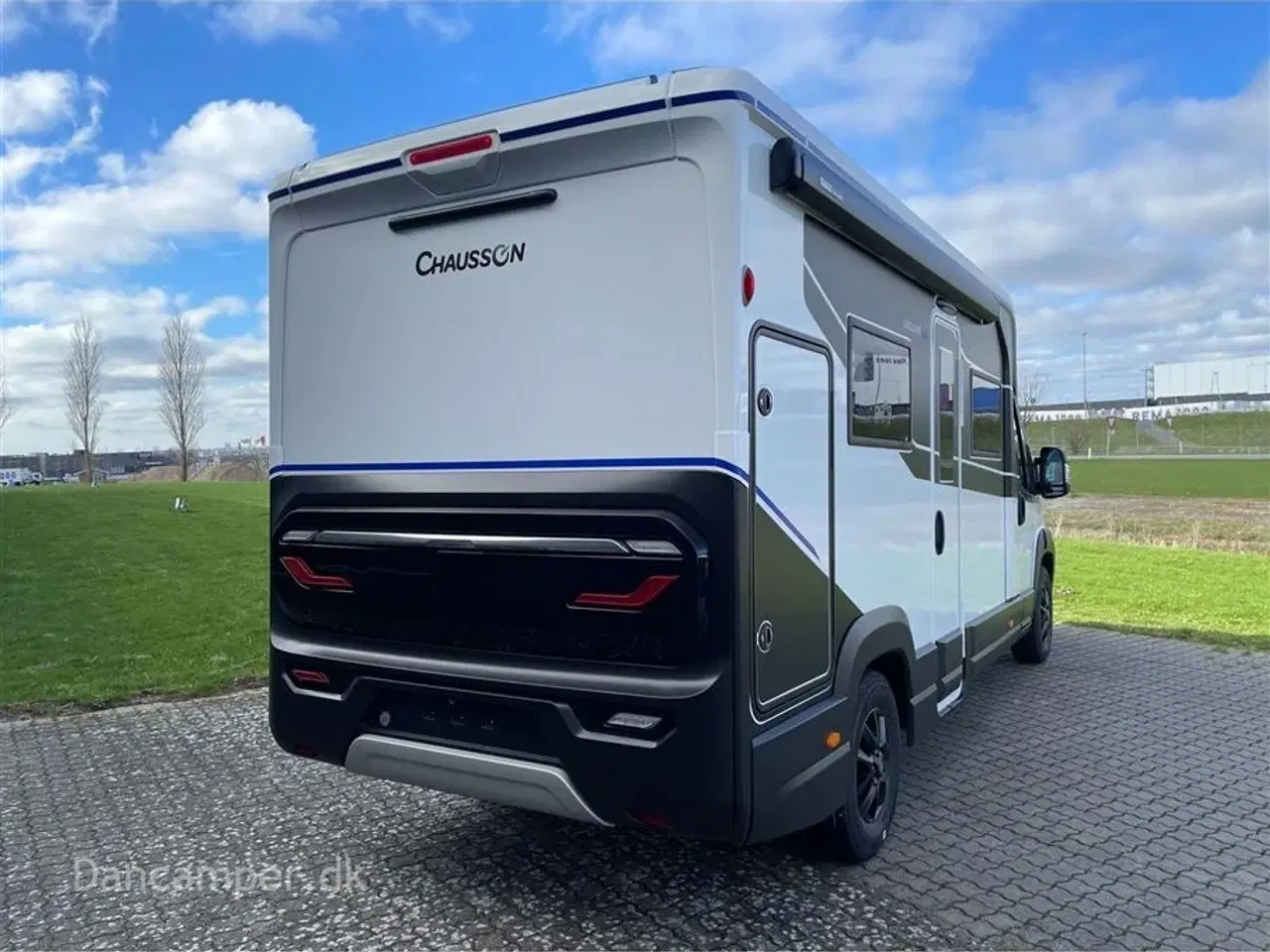 Billede 2 - 2024 - Chausson X650 Exclusive line    MESSEPRIS kun kr. 799.900,- SPAR  kr. 50.000,-Camper med stor Lounge og siddegruppe, sænkeseng, stor garage, Connect-, Artic- og X-tilbehørspakke,