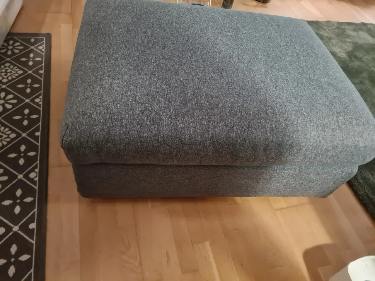 Billede 4 - Vimle 4 personers sofa med chaiselong og 1 stor pu