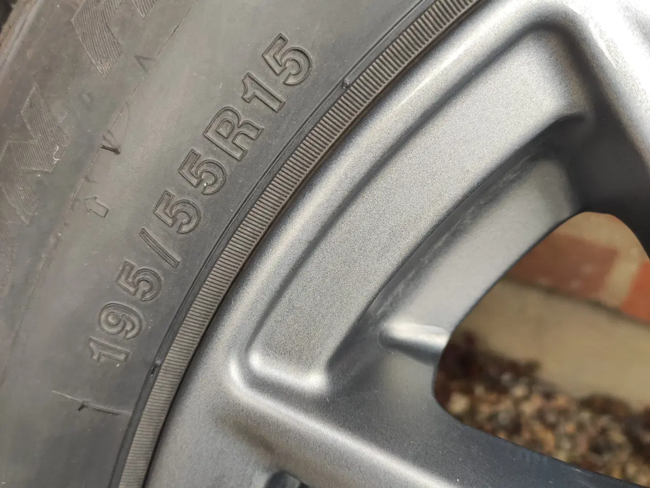 Billede 6 - 🚗 Sælger komplet sæt alufælge med vinterdæk