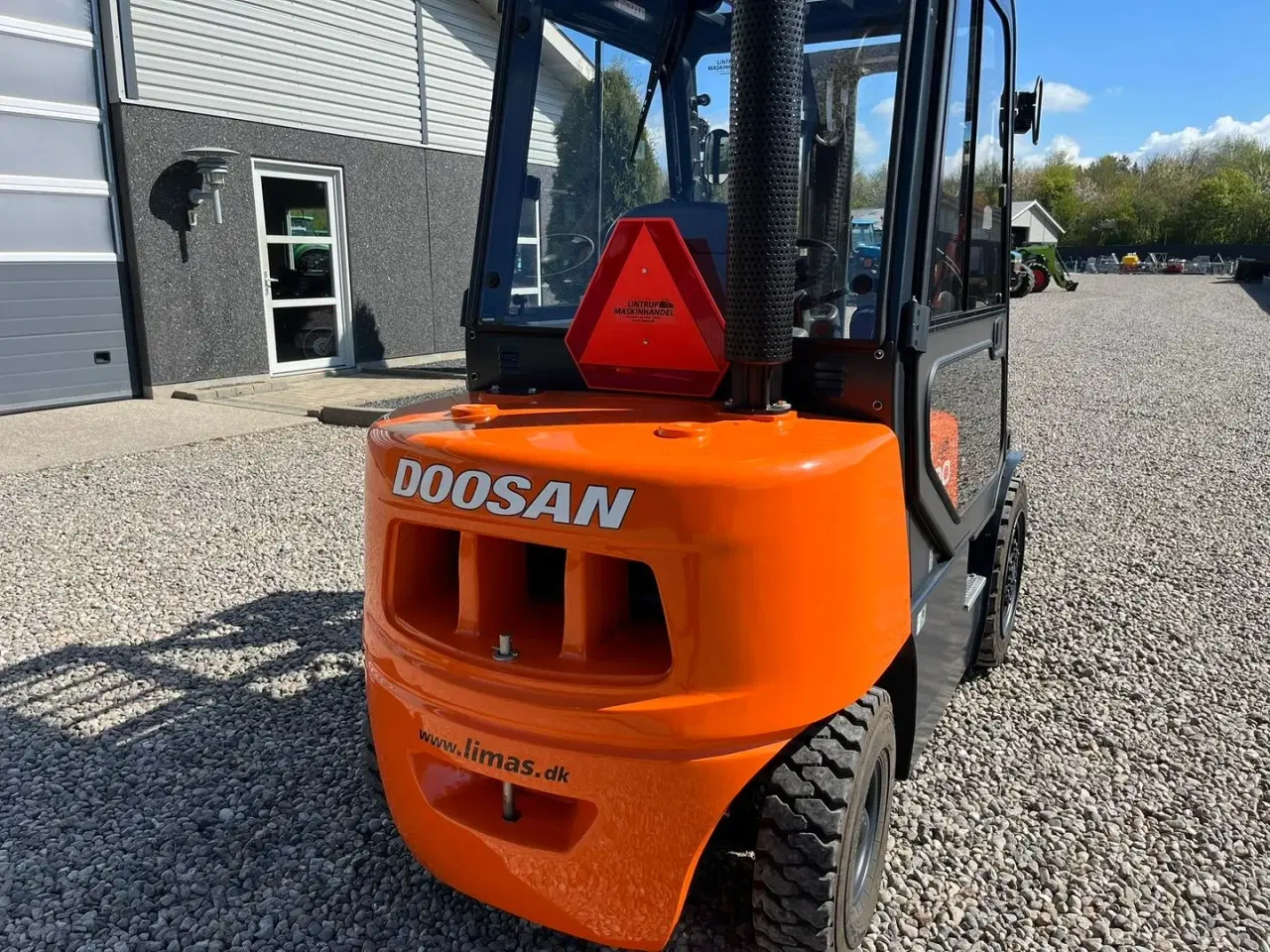 Billede 18 - Doosan D30 G med kabine og KUN 57 TIMER FRA NY, MED TIME GARENTI