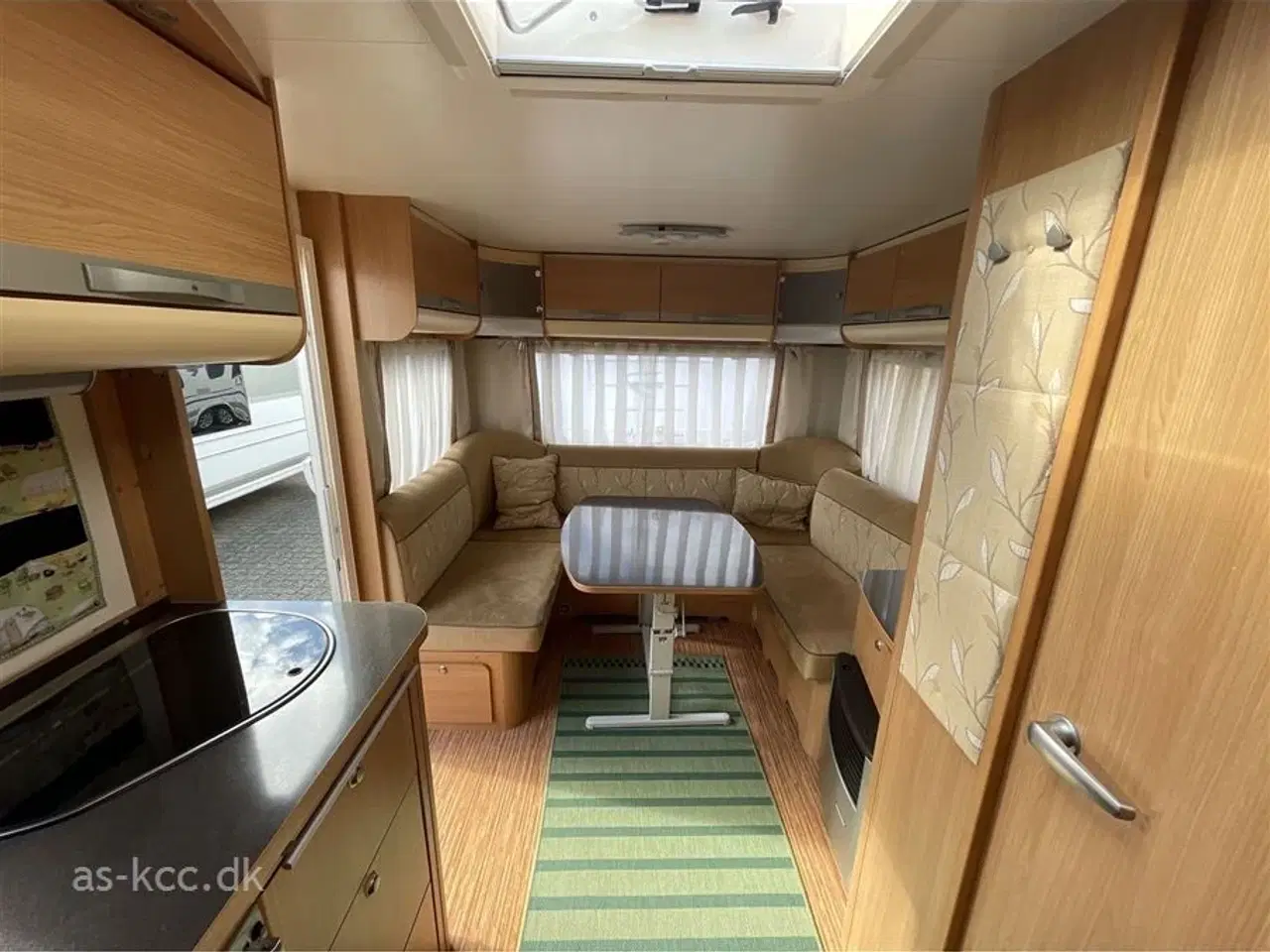 Billede 5 - 2010 - Adria Adora 563 PU   Adria Adora 563 PU årgang 2010. Mover, Thule 6300 markise tagmonteret, ny madras+topmadras.