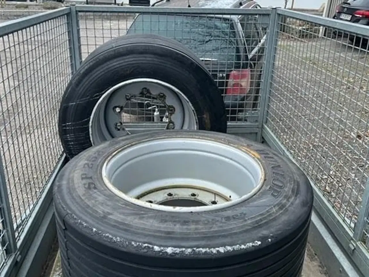 Billede 1 - - - - Trailerhjul 455/40R22,5    Dunlop 2 stk.