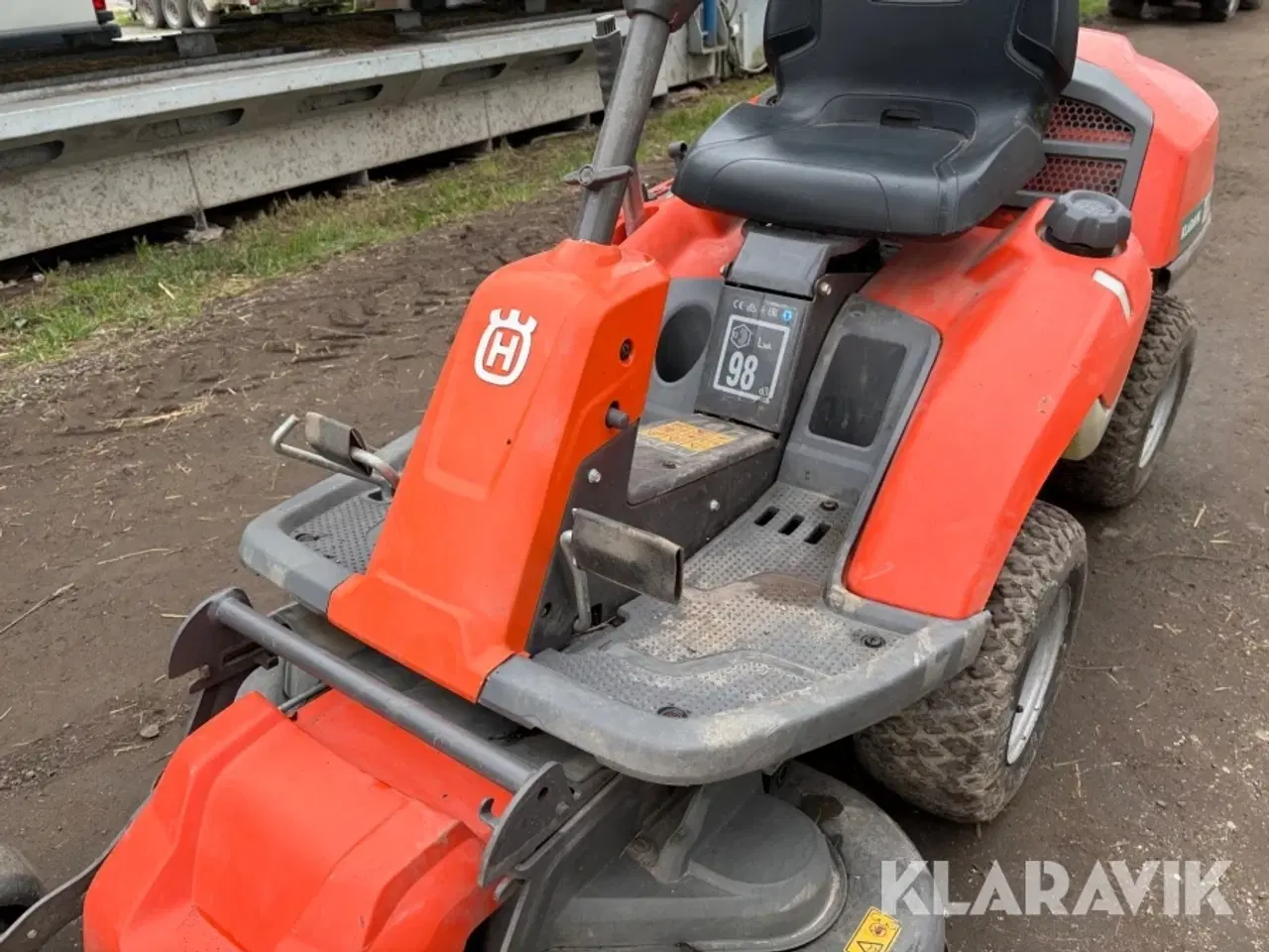 Billede 3 - Græsslåmaskine Husqvarna R214TC