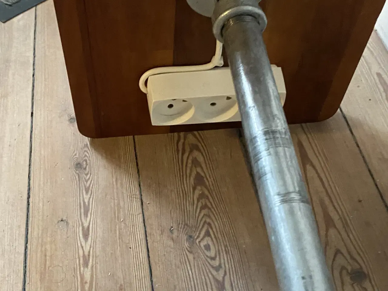 Billede 4 - Lille bord / sengebord