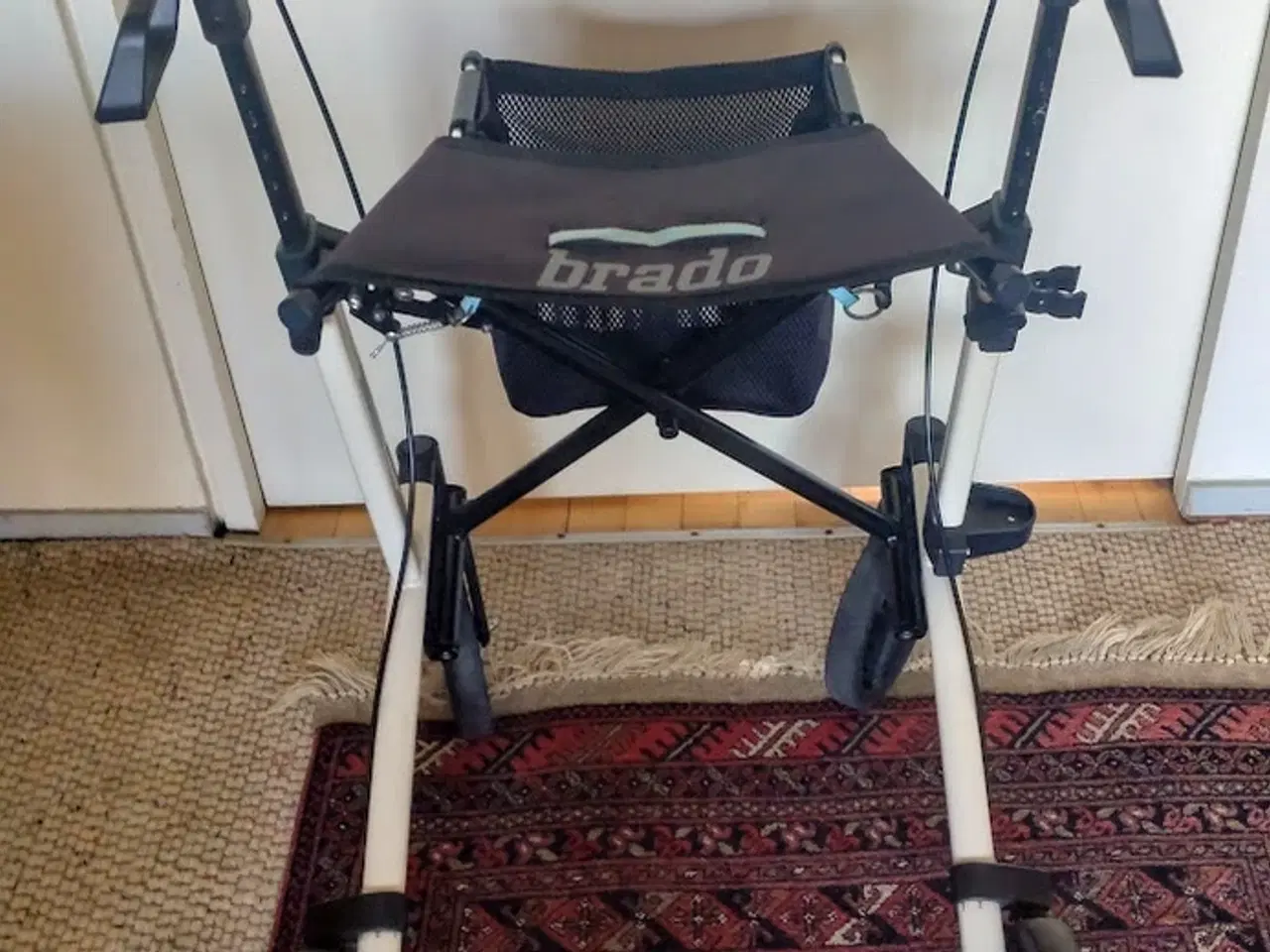 Billede 2 - LETVÆGTSROLLATOR - HVID