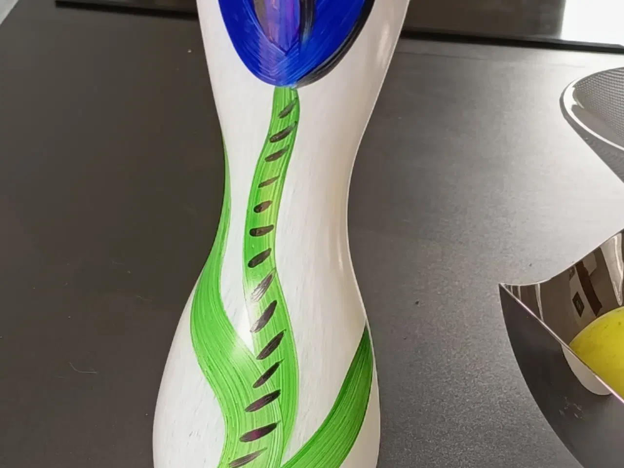 Billede 2 - Ulrica Hydman-Vallien 'Tulipa' kunstglas vase nr. 