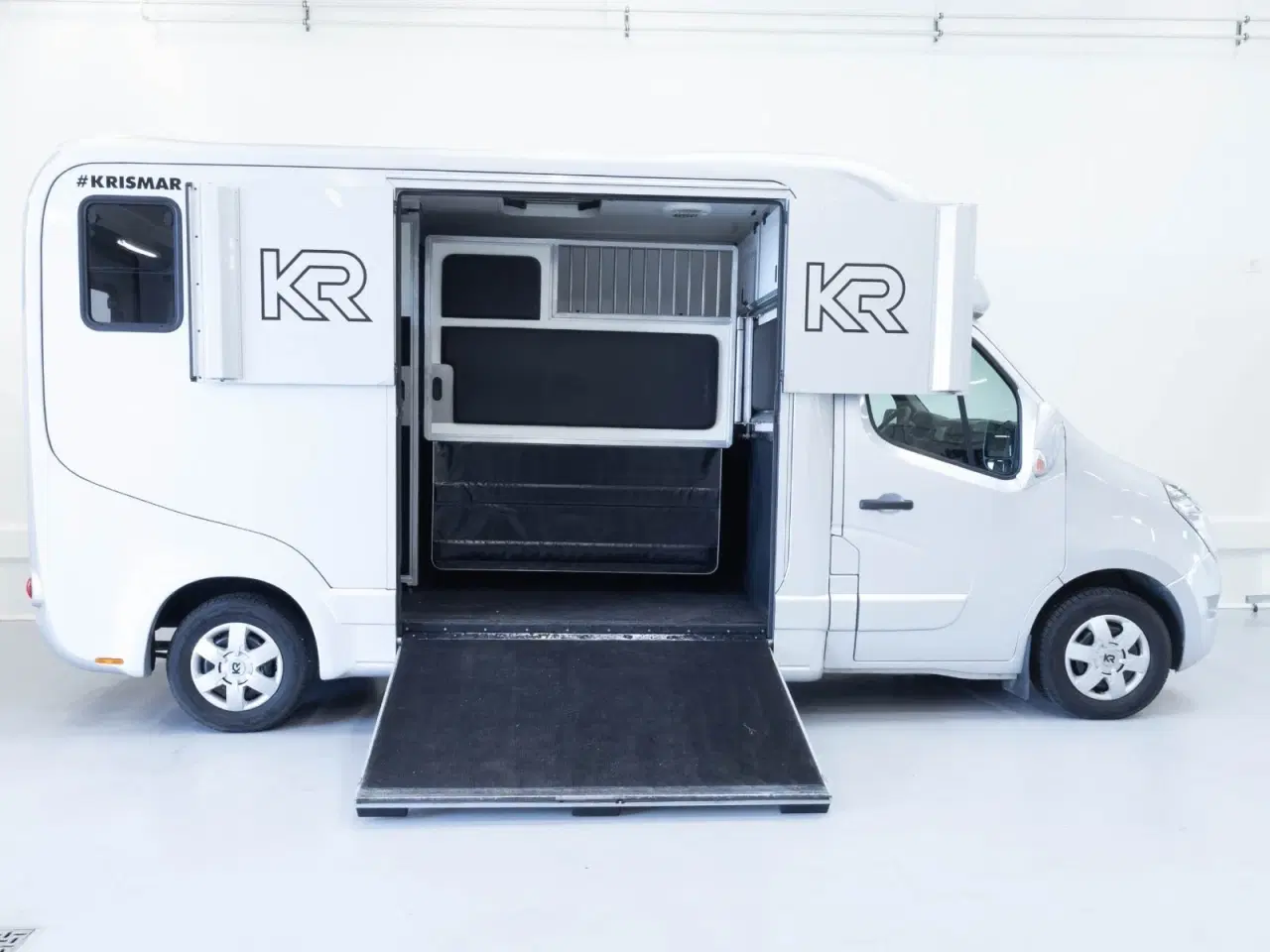 Billede 4 - Renault Master III T35 2,3 dCi 170 L3H3 Hestetransport aut.