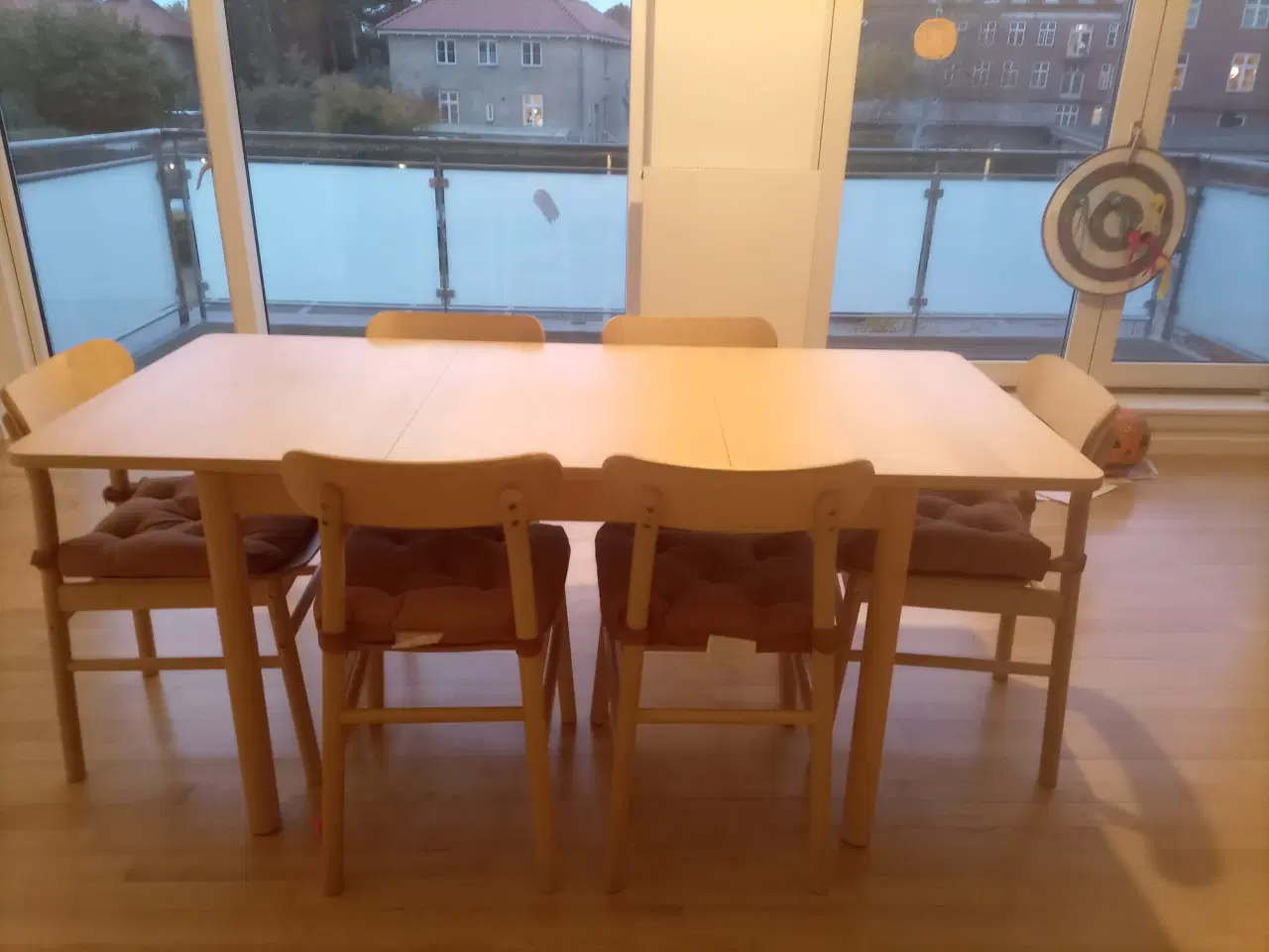 Billede 1 - Table Ikea Ronninge + 6 chairs Ronninge + 6 pillow