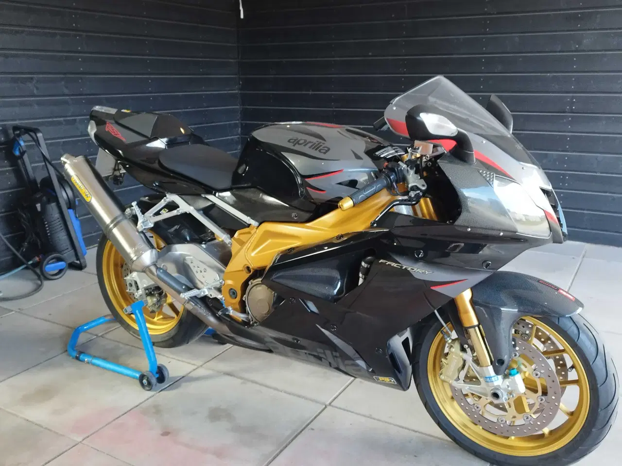 Billede 2 - Aprilia RSV 1000 RR Factory 