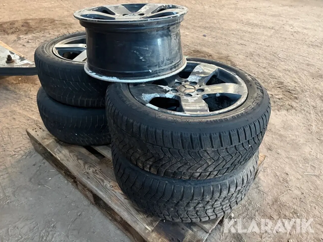 Billede 3 - Dæk med fælg Passer på Mercedes-Benz Vito - 4 styks