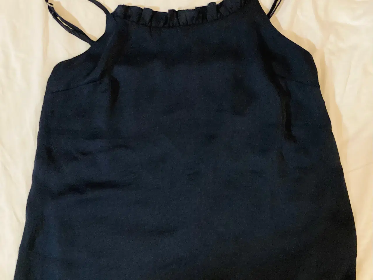 Billede 1 - Mørkeblå bluse fra Zabaione, str. S.