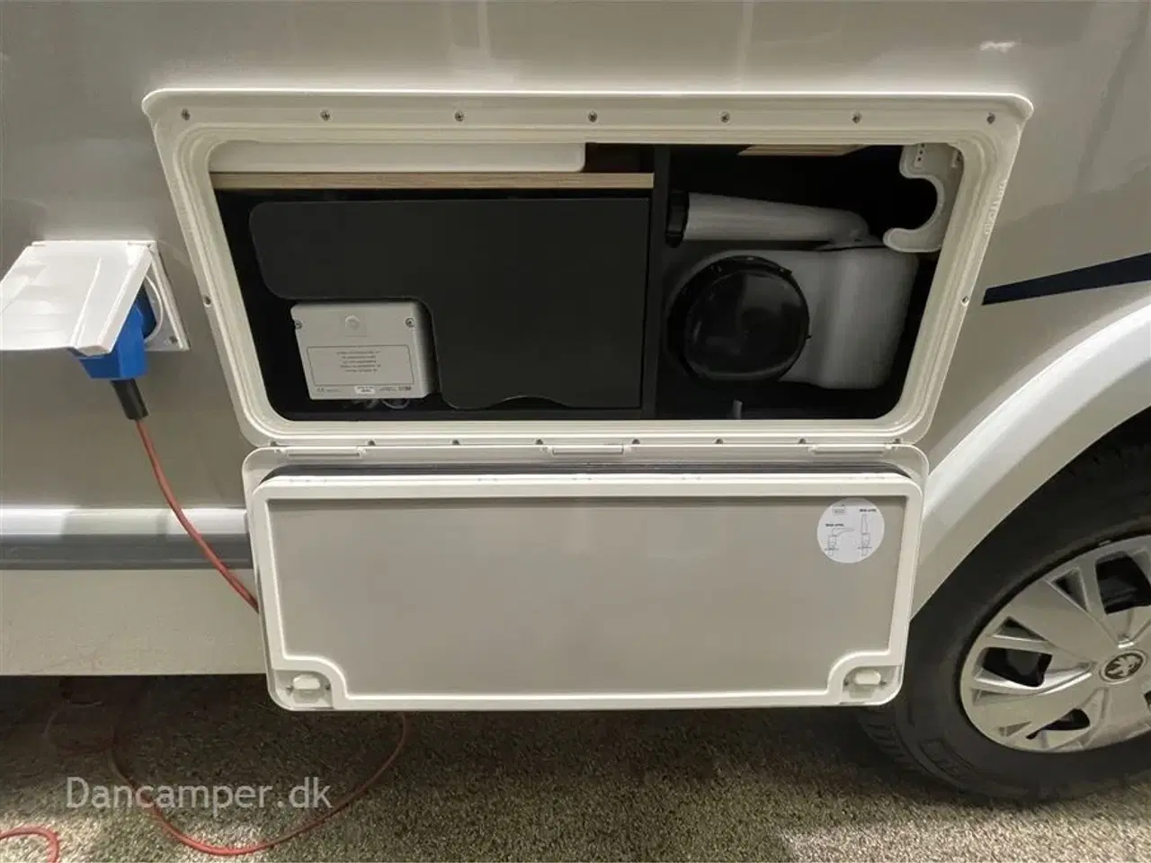 Billede 5 - 2024 - Chausson 650 Etape Line   Den flotte,  korte men dog meget rummelige Chausson 650 Etape Line  på kun 6,36 meter