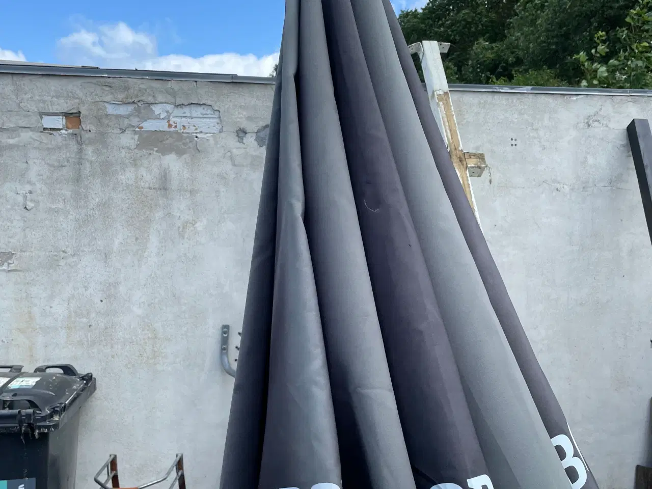 Billede 3 - Havebord med parasol