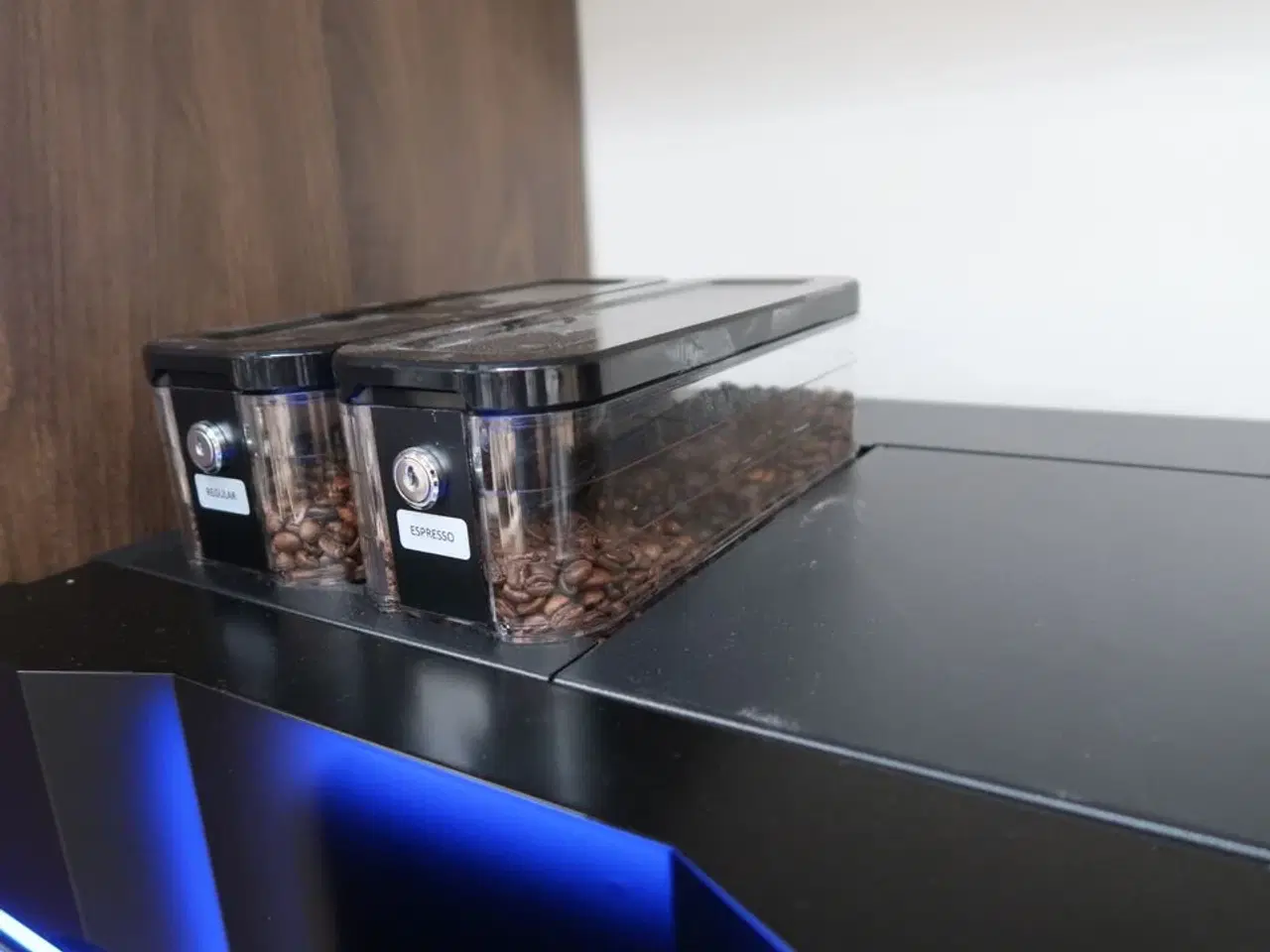 Billede 4 - Fuldautomatisk espressomaskine ANIMO Optibean X 22
