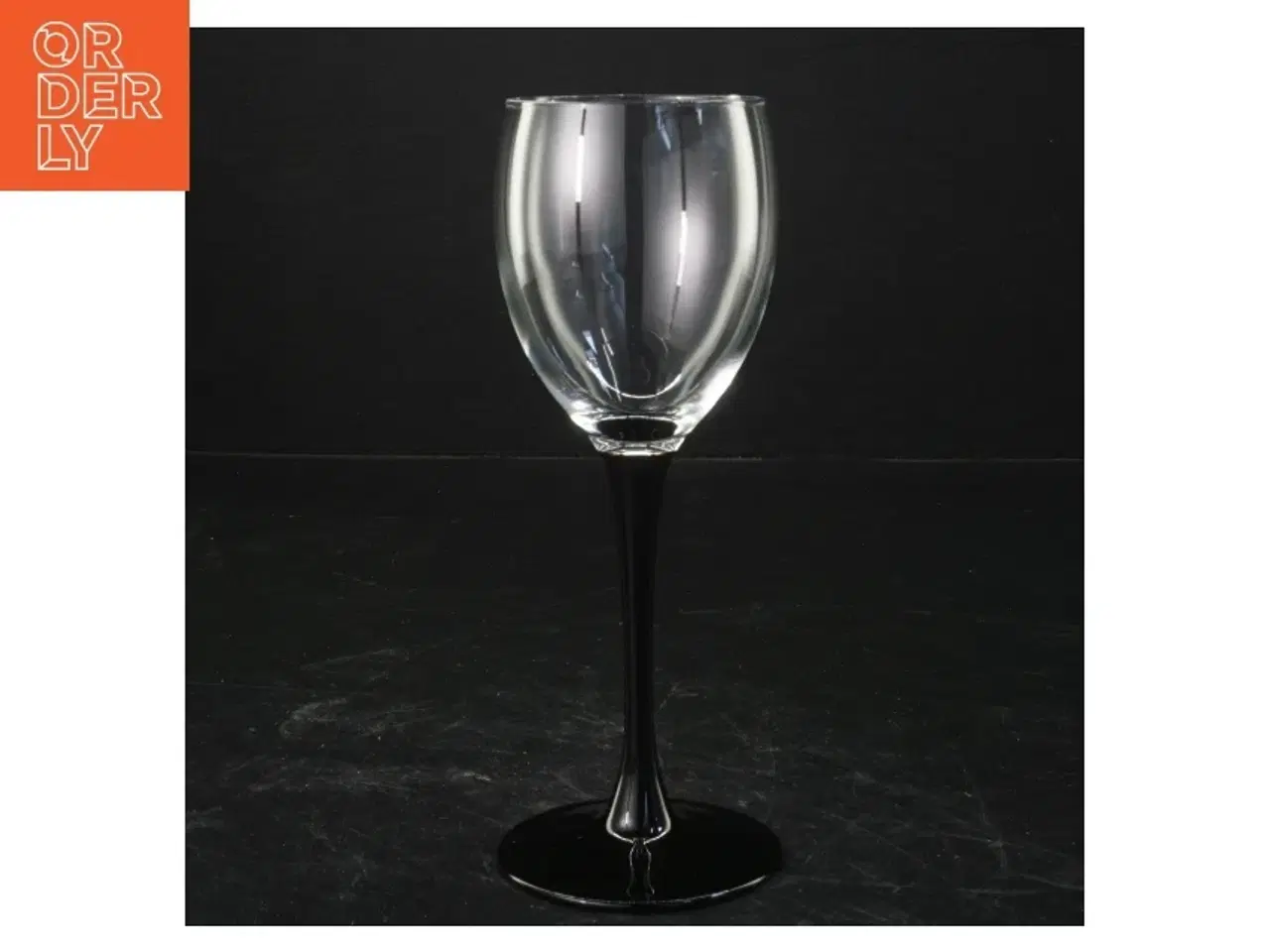 Billede 1 - Glas med sort stel (str. 18,5 cm)