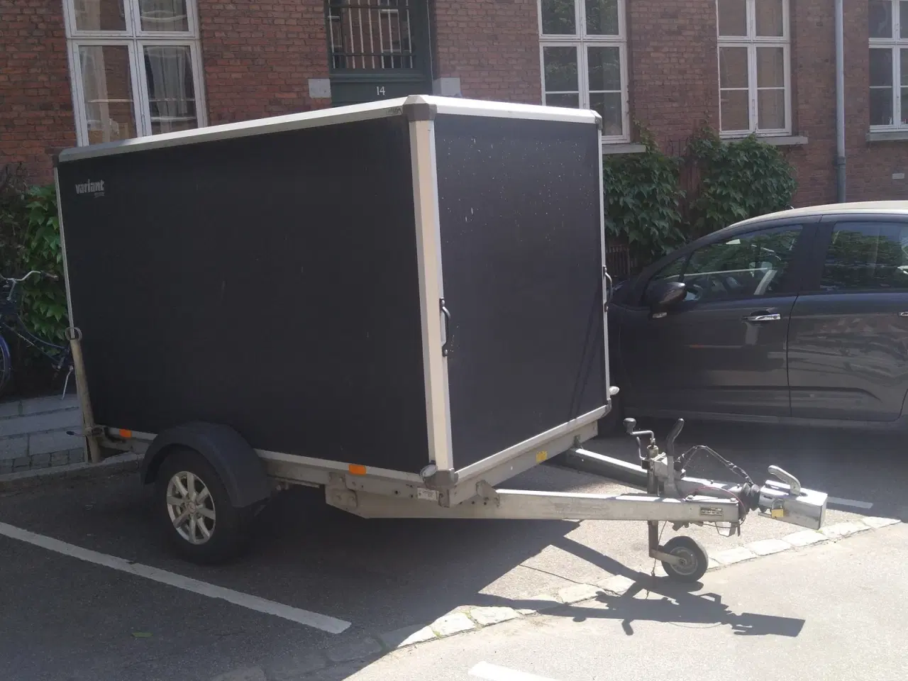 Billede 5 - Variant lukket trailer med rampe.