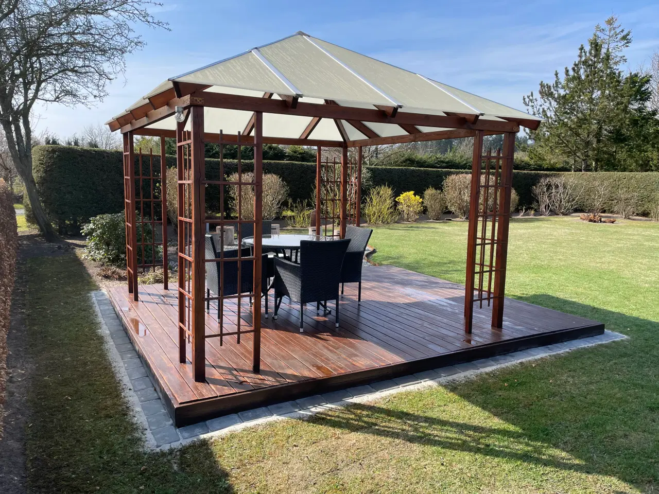 Billede 1 - Pavillon  træ 