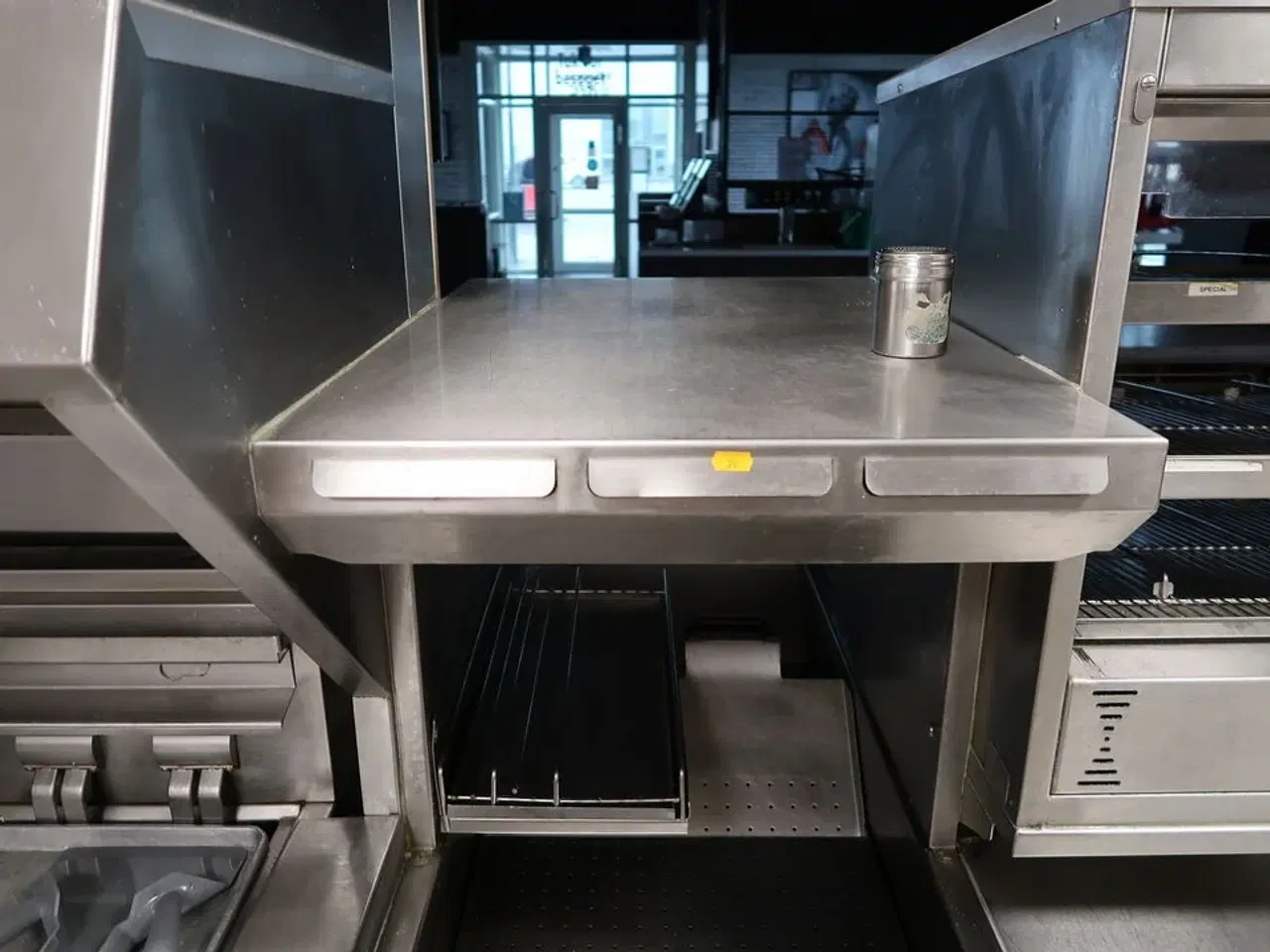 Billede 2 - Serveringsstation