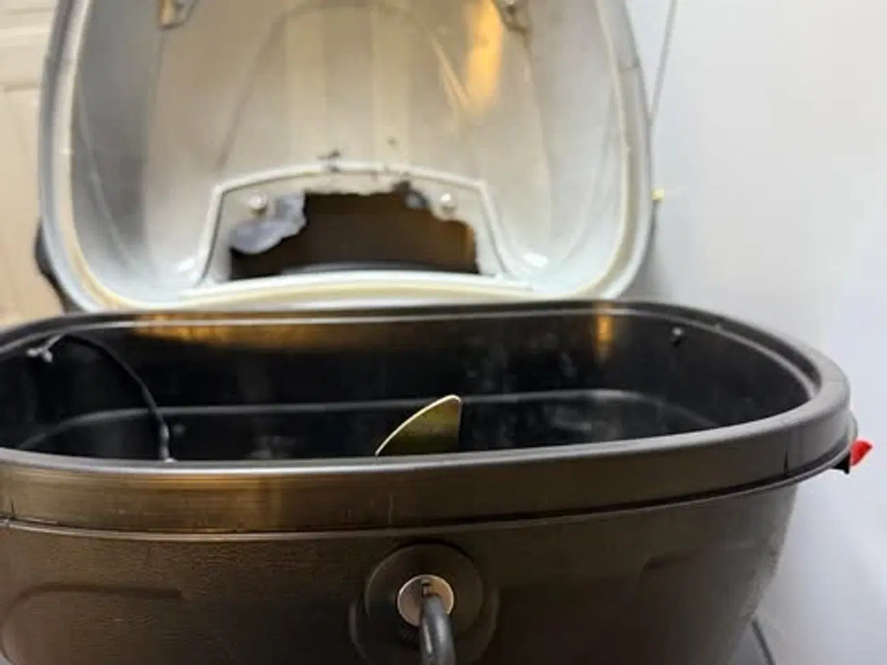 Billede 2 - Boks til scooter 28 L