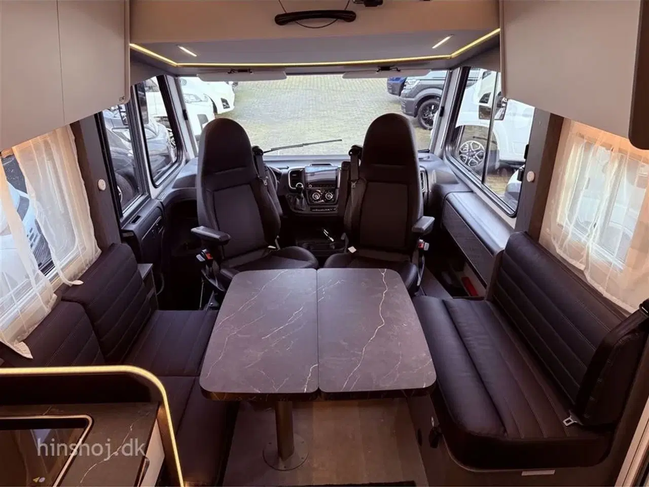 Billede 5 - 2026 - Etrusco I 7400 QBC Scandic Edition   Etrusco by Hymer er Italiensk Elegance og Komfort fra Hinshøj Caravan