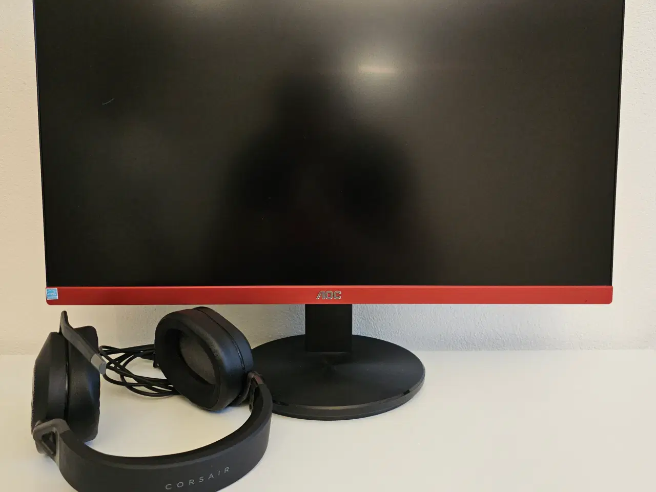 Billede 2 - Gaming combo: AOC G2490 + Corsair HS65