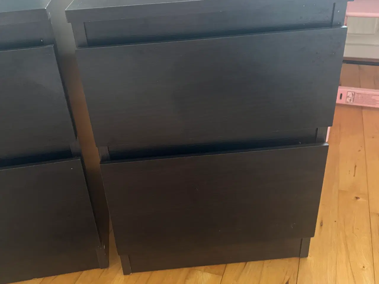 Billede 1 - Ikea sengebord
