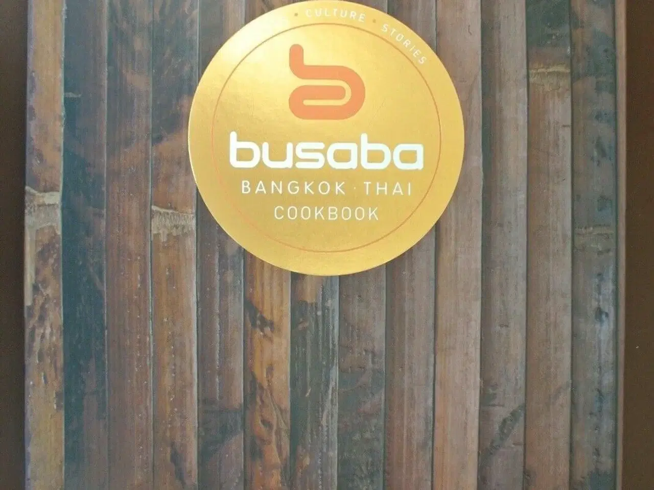 Billede 1 - busaba bangkok thai cookbook, emne: mad og vin