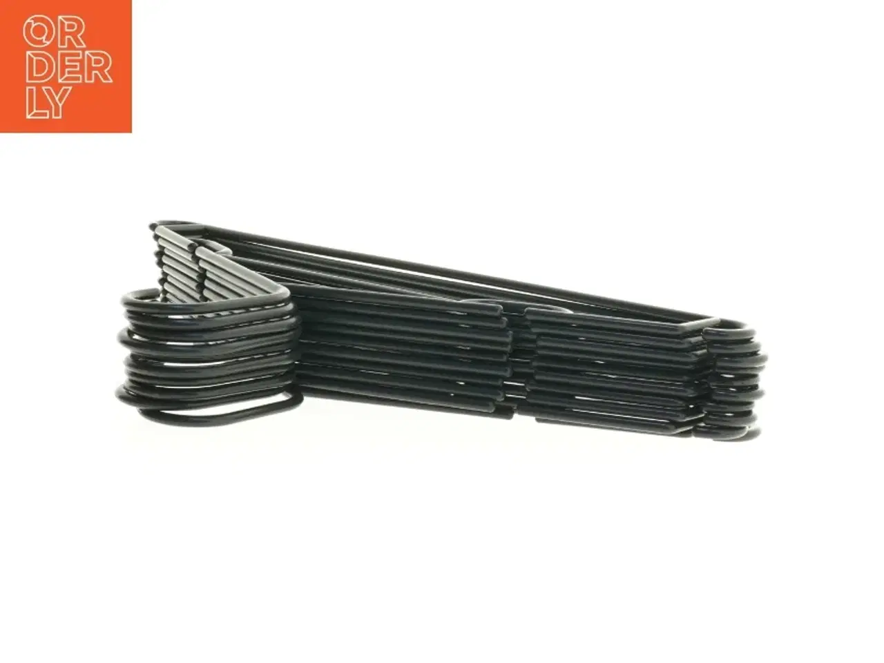 Billede 3 - Sorte plastikbøjler (str. 42 x 20 cm)