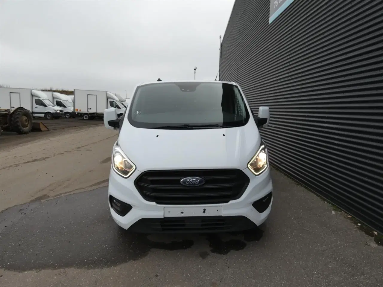 Billede 4 - Ford Transit Custom 300 L2H1 2,0 TDCi Trend 130HK Van 6g Aut.