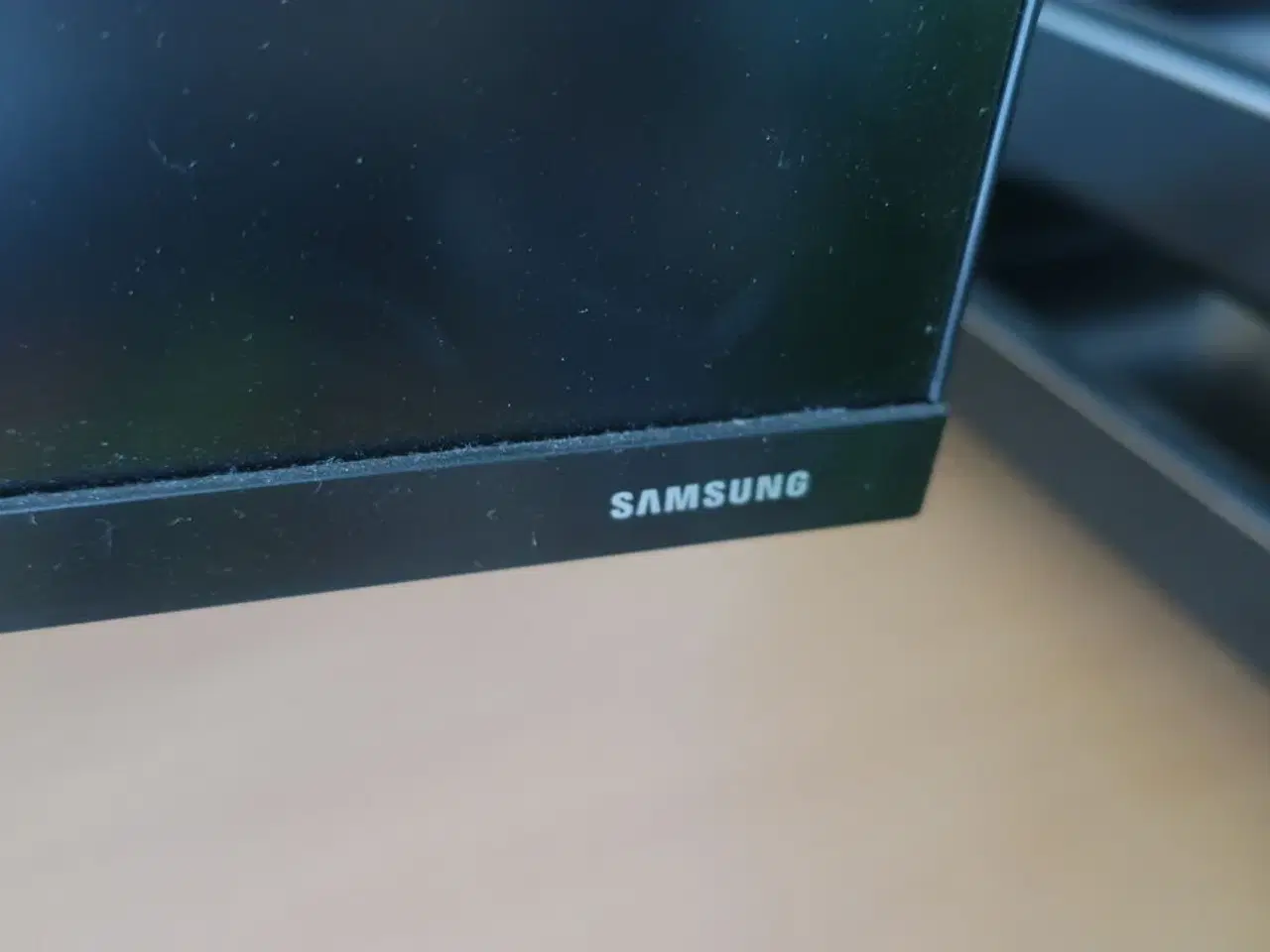 Billede 4 - 2 stk. skærme SAMSUNG F27T450FQR m.m.