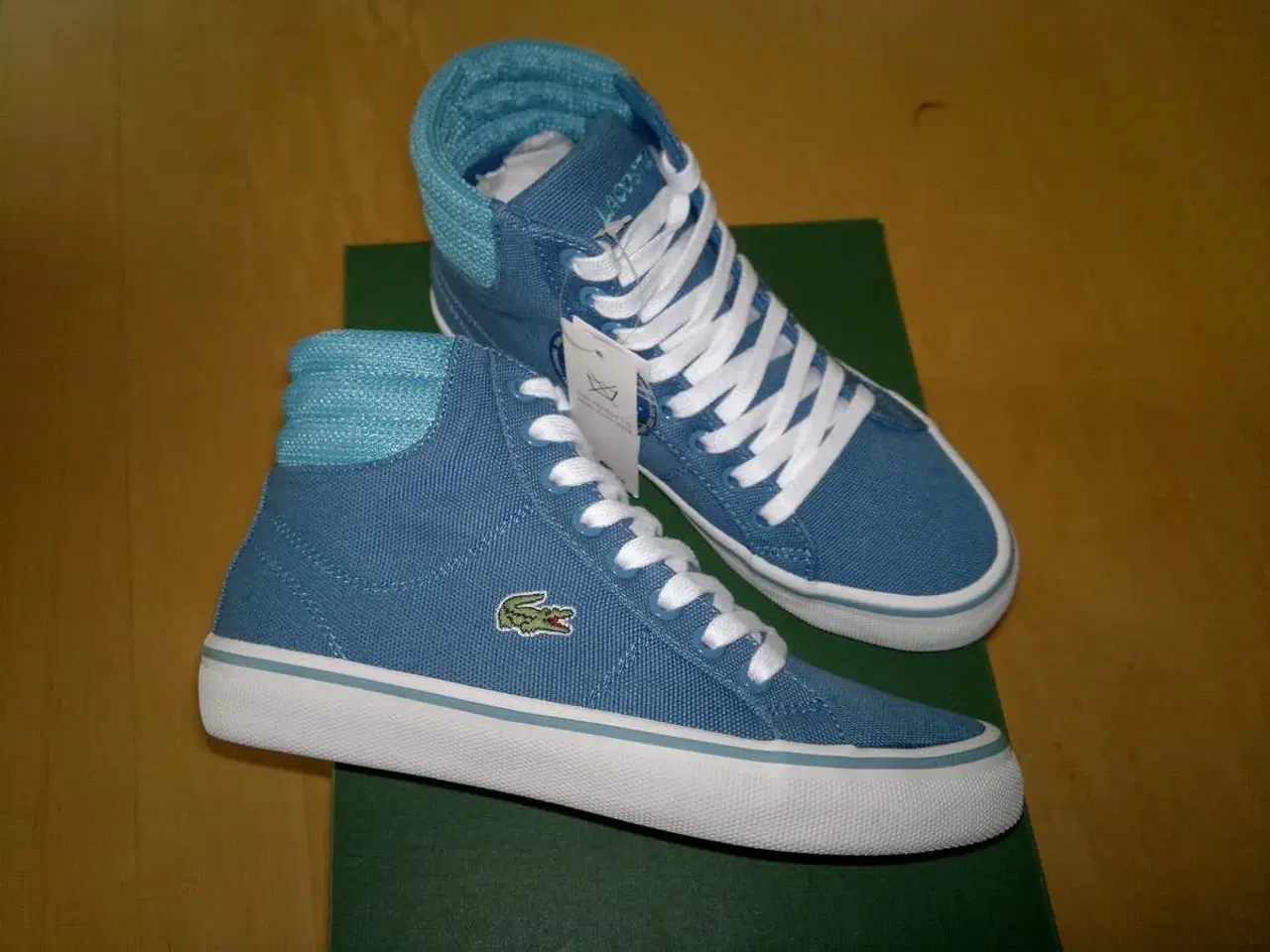 Billede 1 - Nye Lacoste high canvas sneakers.Str.30